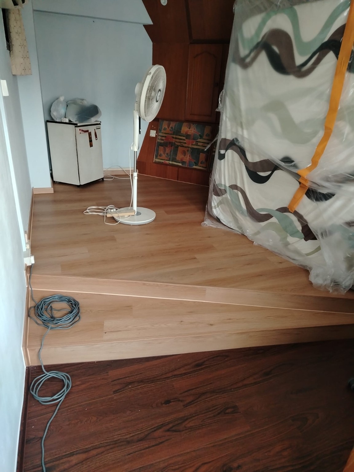 SP3700 Brown Oak