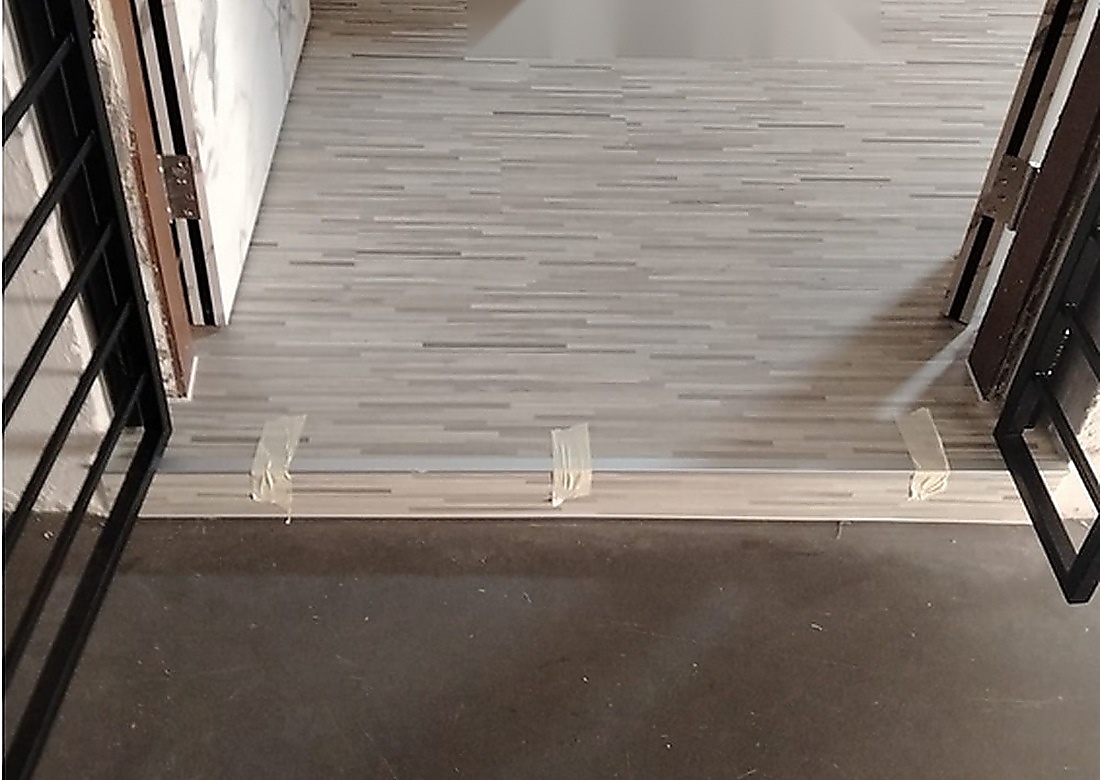 SP8117 Stripe Oak